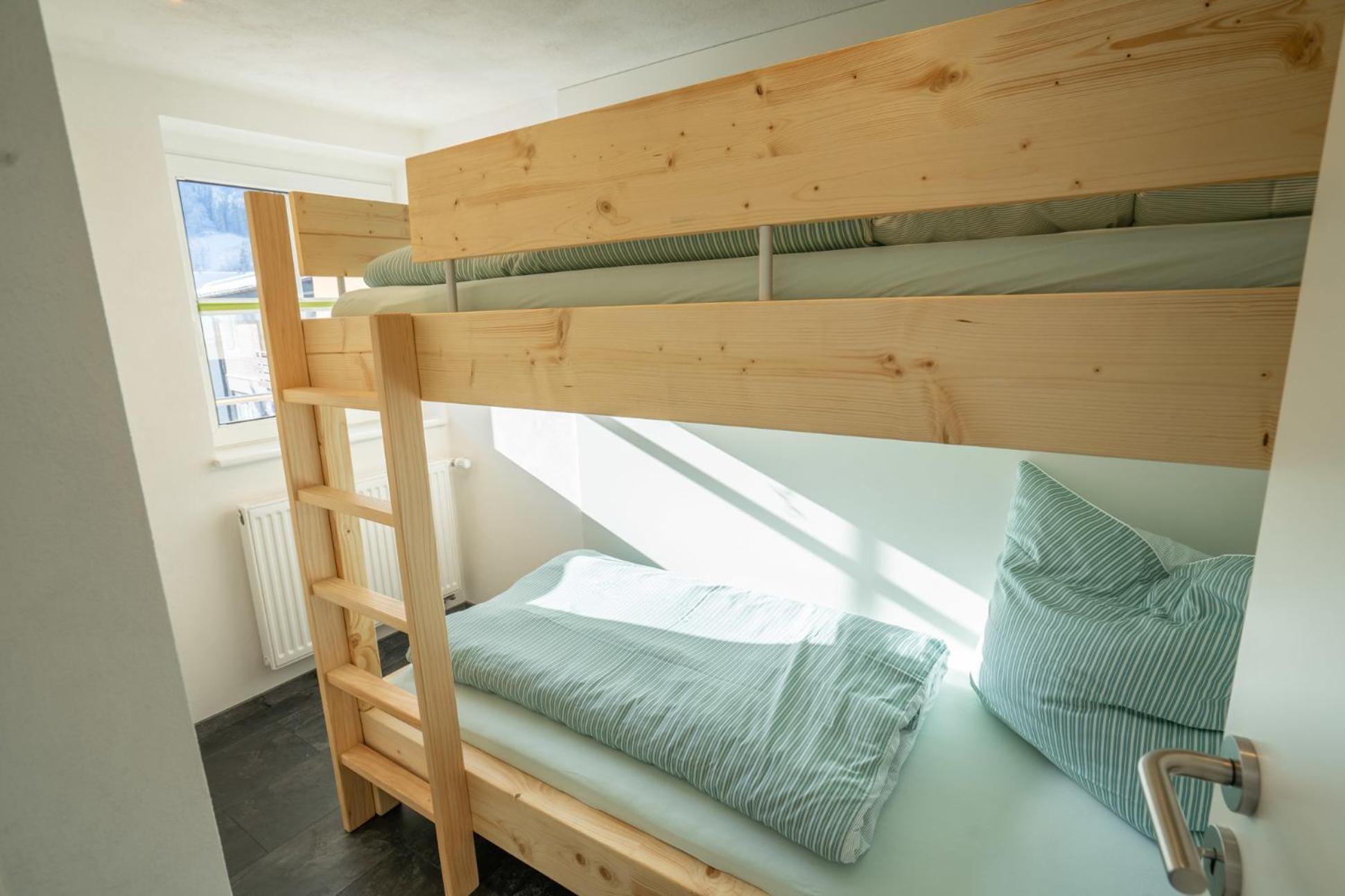 Fewo Schwarzwaldstern 2, Todtnau, 4 Schlafzimmer Exterior foto